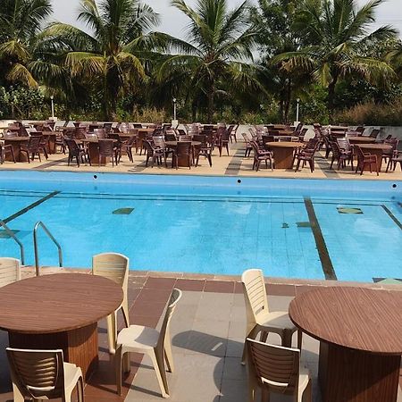 Kanthi Resorts Badami Bāgalkot المظهر الخارجي الصورة
